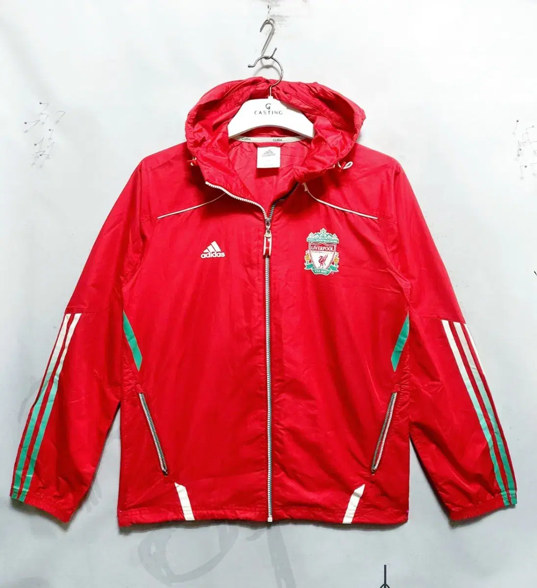 adidas リバプール ピステ O ウィンドブレーカー アディダスリバプールウインドブレーカー 95/トラックトップ/